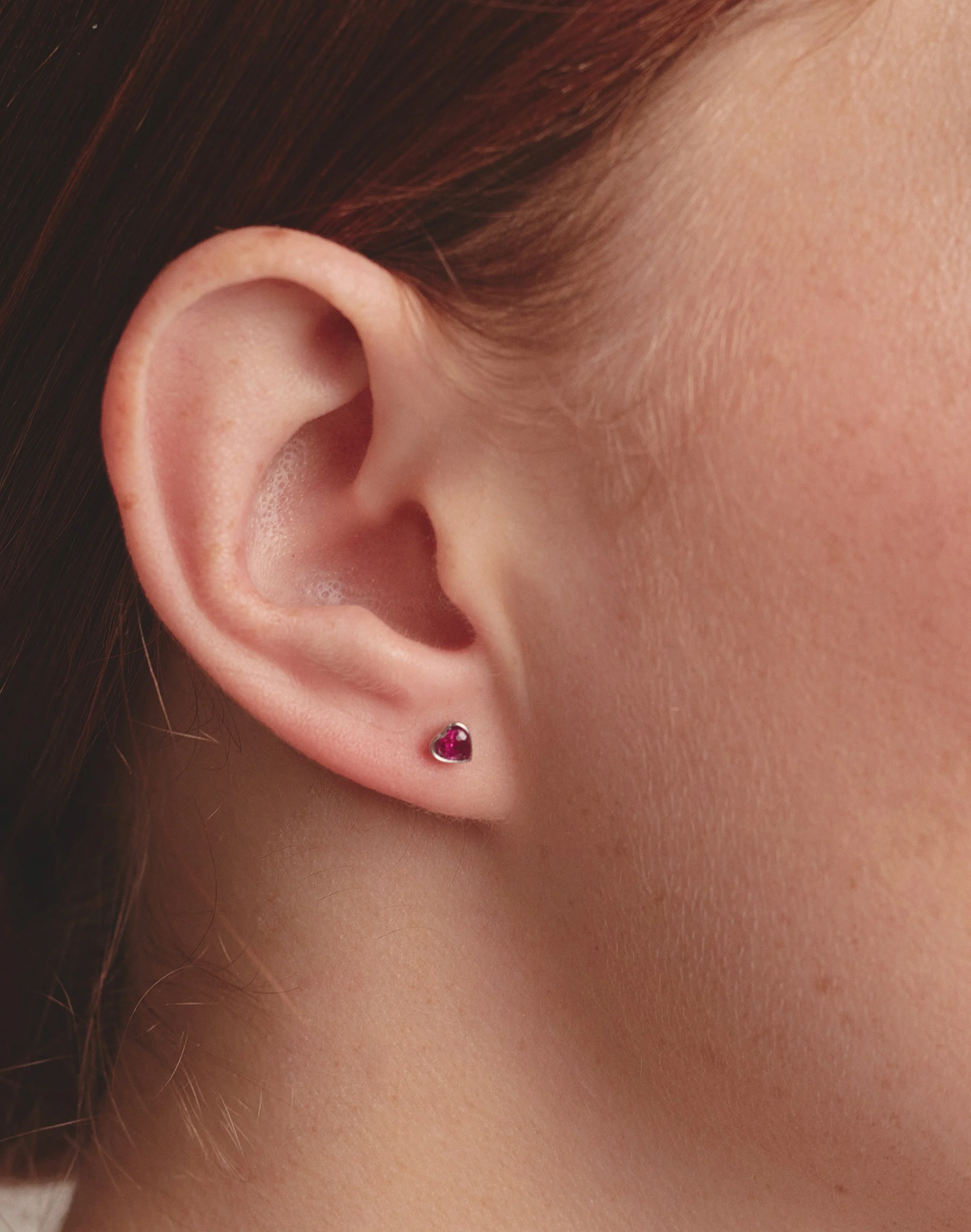 Aretes en Plata 925 Zircón Corazón Siam