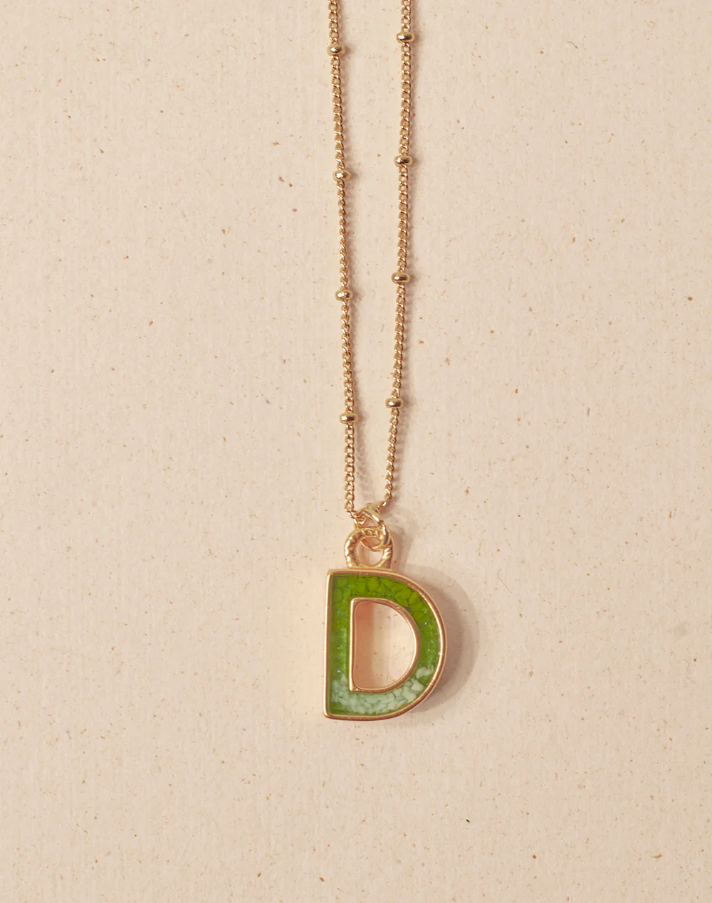Collar de Letras Musgo - Image 7