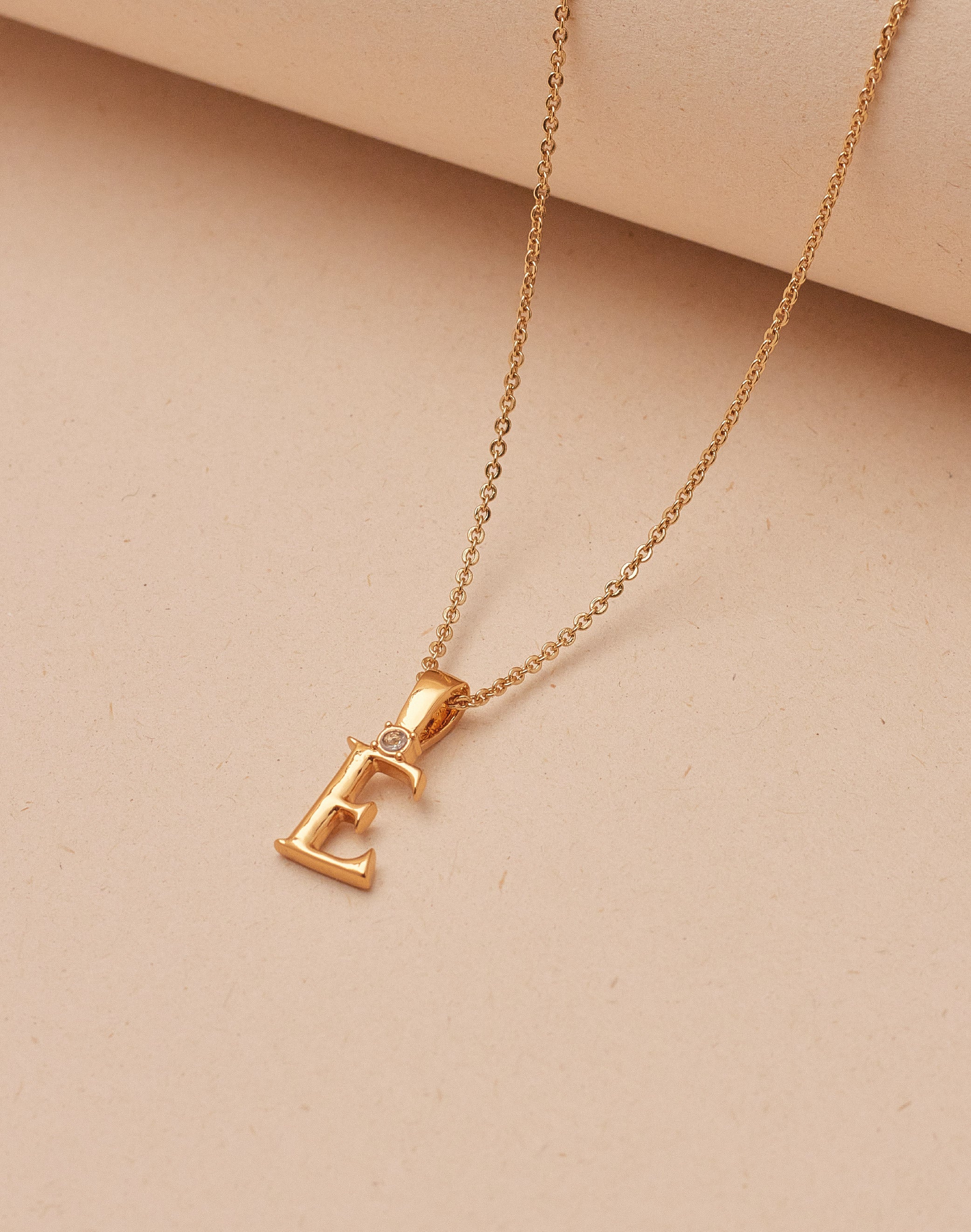 Collar de Letras Serif - Image 7
