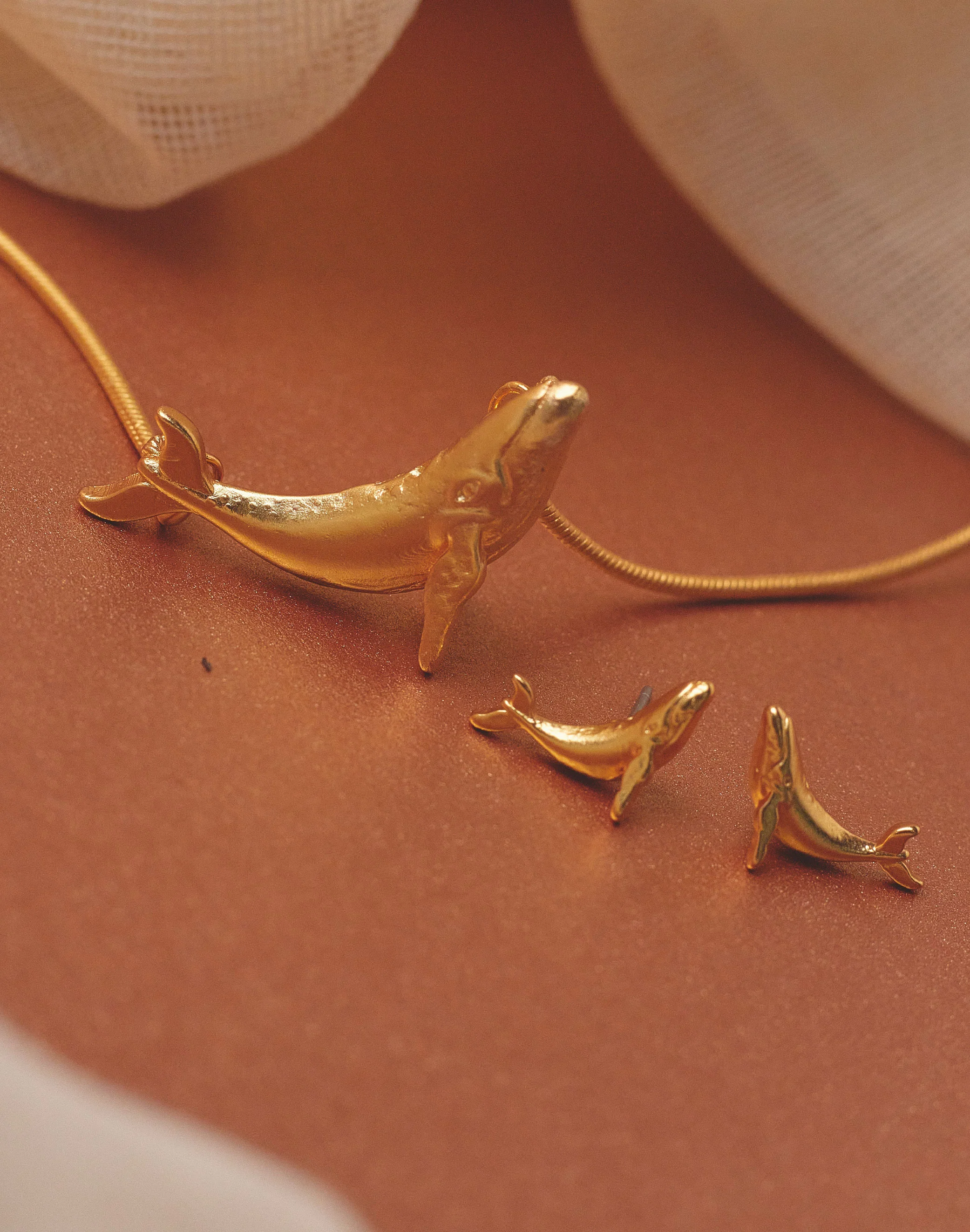Set de Collar + Aretes Ballena - Image 5