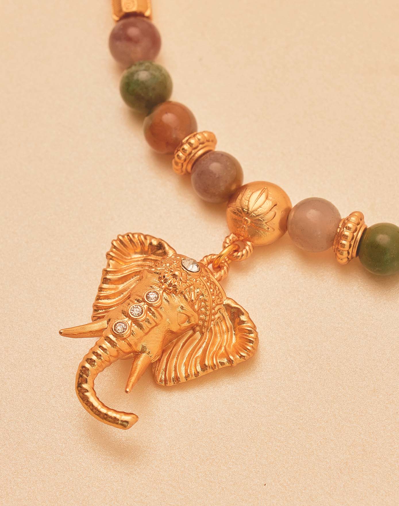 Set de Collar + Aretes Elefante Sagrado - Image 6