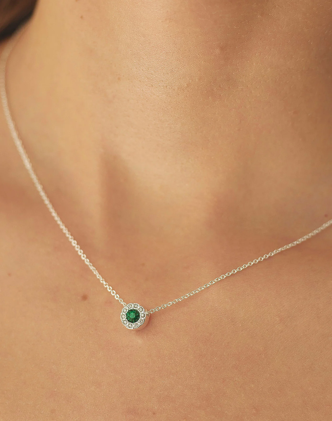 Set de Collar + Aretes Emerald - Image 2