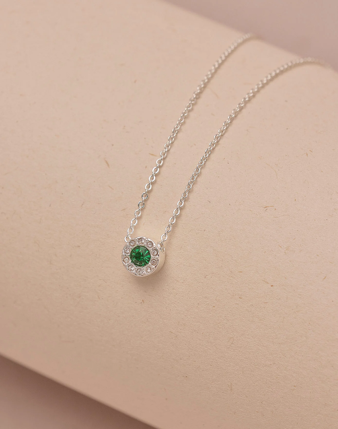 Set de Collar + Aretes Emerald - Image 4
